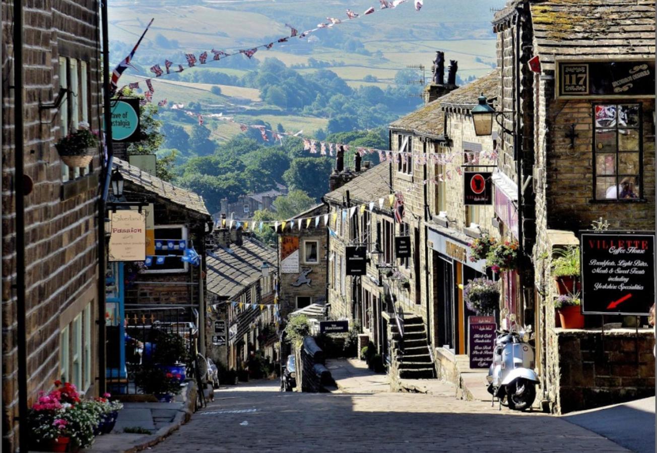 Prince St Cottage - Haworth - Sleeps 4 Bagian luar foto