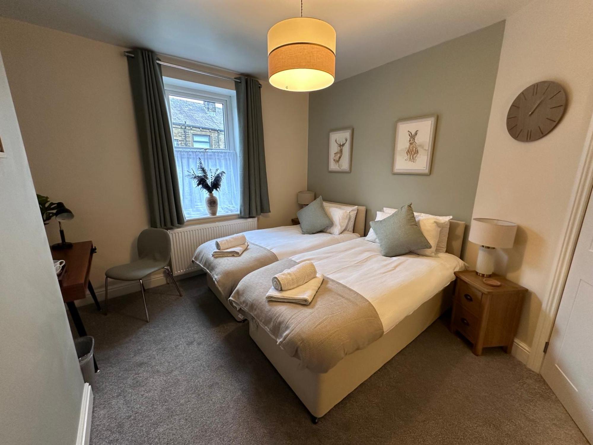 Prince St Cottage - Haworth - Sleeps 4 Bagian luar foto